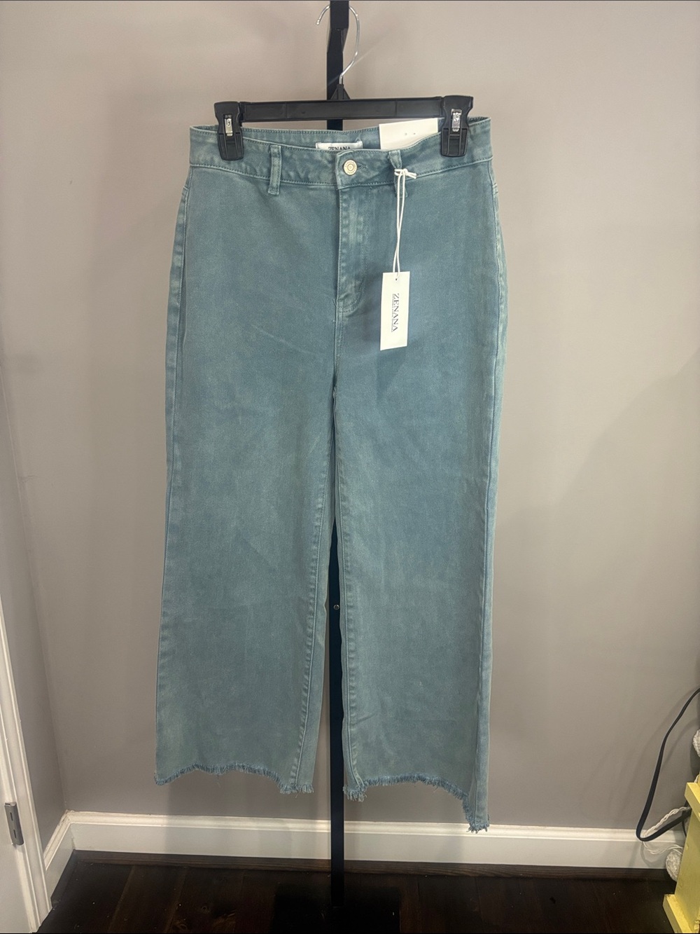 Zenana Teal Wide Leg Jeans - High Rise Flare Raw Hem Size Medium